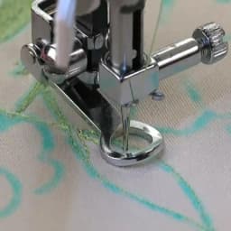 Universal Multifunctional Free Motion Embroidery Quilting Darning Foot Sewing Machine Accessories