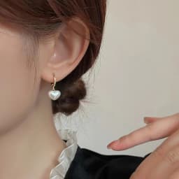 Classic Design Pearl Heart Pendant Earrings 2025 Fashion Jewelry Party Girl's Sweet Temperament Accessories For Womens Earrings