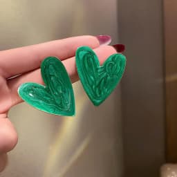 Sweet Burgundy Enamel Heart Earrings for Women Gold Color Metal Love Peach Hanging Dangle Ear Vintage Jewelry Girl Brincos