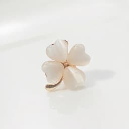 Exquisite Rhinestones Opal Four Leaf Clover Brooch Fashion Jewelry Accessories Trendy Fish Cat Wings Bow Lapel Pin Friends Gifts