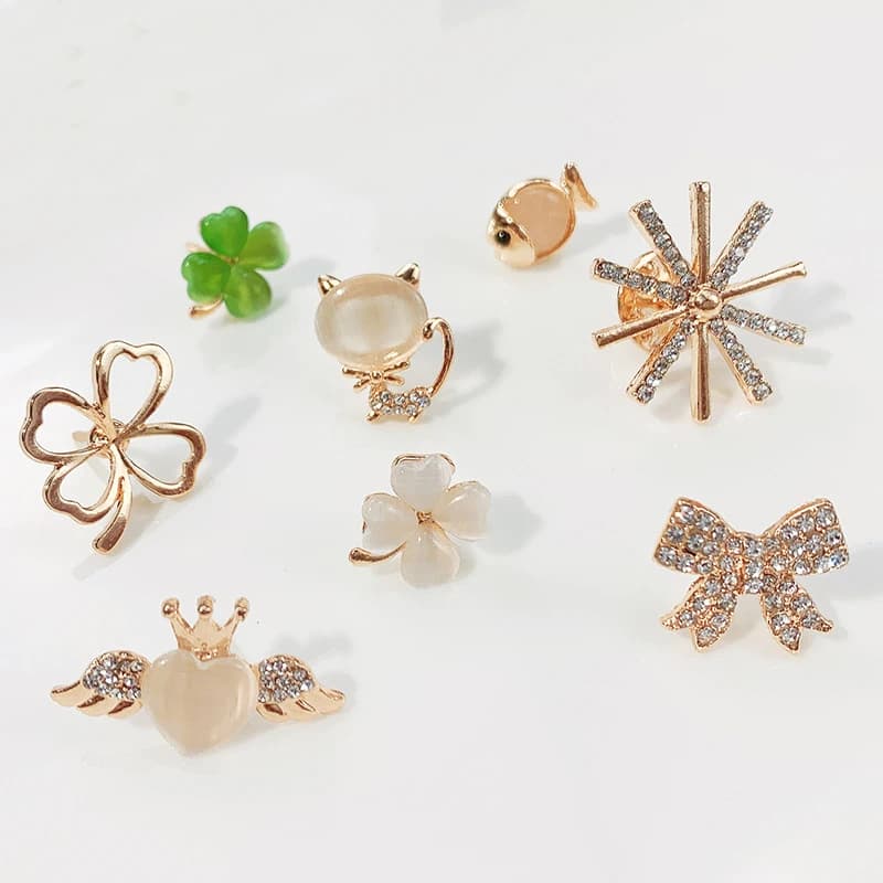 Exquisite Rhinestones Opal Four Leaf Clover Brooch Fashion Jewelry Accessories Trendy Fish Cat Wings Bow Lapel Pin Friends Gifts