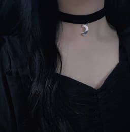 Gothic Lolita Girls Velvet Moon Choker Necklace for Women Vintage Sexy Necklaces with Pendants JK Uniform Punk Goth Neck Jewelry