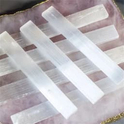 Selenite Stick Natural Stone Crystals Stick Mineral Healing Reiki Gift Chakra Gypsum Crafts Energy Point Wands 5.5-6cm