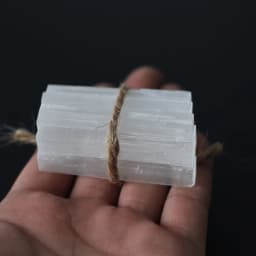 Selenite Stick Natural Stone Crystals Stick Mineral Healing Reiki Gift Chakra Gypsum Crafts Energy Point Wands 5.5-6cm