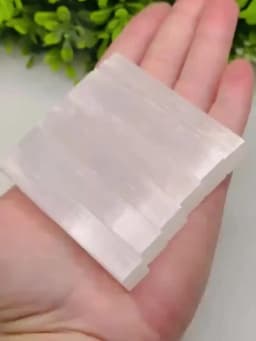 Selenite Stick Natural Stone Crystals Stick Mineral Healing Reiki Gift Chakra Gypsum Crafts Energy Point Wands 5.5-6cm
