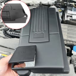 Car Battery Cover Protector Negative Electrode Guards Waterproof Accessories For Volkswagen VW Tiguan 2016-2018 Skoda Kodiaq