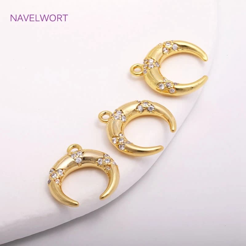2022 Trendy 14K Gold Plating Inverted Crescent Moon Charm Brass Metal Inlaid Zircon C Shape Pendants For Earring Making Findings
