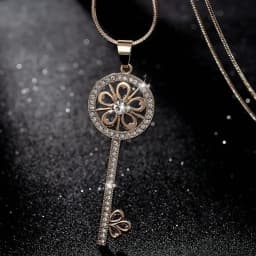Luxury Big Crystal Rhinestone Fox Pendant Necklace for Women 2026 Fashion Long Sweater Chain Choker Collar Accesorios Mujer