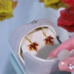 New Design Red Zircon Maple Leaf Pendant Earring For Women Light Luxury Tassel Chain Crystal Earring Exquisite Jewelry