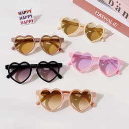 Baby Girls Cute Solid Color Heart Shape Outdoor Sun Protection Sunglasses Children Lovely Acrylic UV400 Sunglasses Kids Glasses