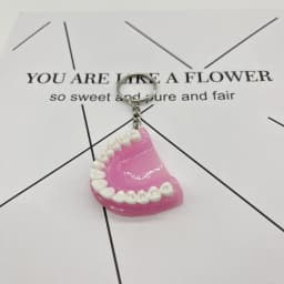 Funny Resin Tooth Key Chain Dentist Pendant Simulation Mini Denture Keychain for Bag Hanging Ornament Car Key Rings Gifts