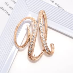 Women Luxury Letter Brooch Pins In Gold Color Rhinestones Crystal English Alphabet Metal Pins Cute Jewelry Accessories Gift