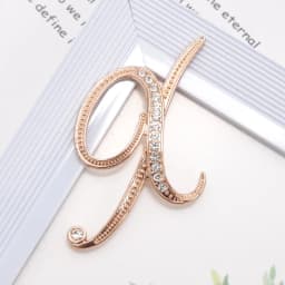 Women Luxury Letter Brooch Pins In Gold Color Rhinestones Crystal English Alphabet Metal Pins Cute Jewelry Accessories Gift