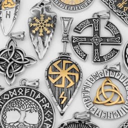 Nordic Rune Totem Amulet Rotatable Tree of Life Viking Pendant Stainless Steel Punk Necklace Men's Charm Necklace Jewelry Gifts