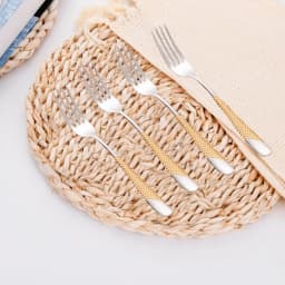 7.95“ Food Grade Stainless Steel 304 Gold Plated Dinner Forks Set Dishwasher Safe Salad Fork Table Fork Set With Hammered Handl