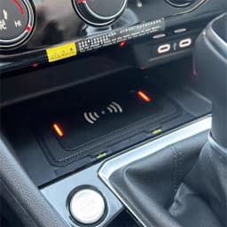 15W Car wireless charger car phone charger charging pad panel charging holder for VW Jetta MK7 Teramont T-Roc T-Cross