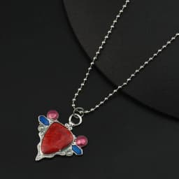 Anime JoJos Bizarre Adventure Necklace Red Stone of Aja Necklace Pendant Joseph Joestar Cosplay Accessories