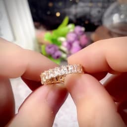Huitan Crystal/Pink CZ Promise Rings Women Simple Stylish Finger-ring Wedding Engagement Bands Fashion Versatile Lady Jewelry