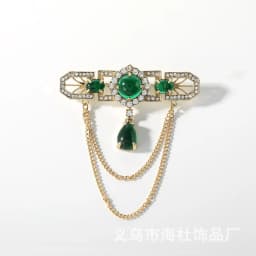 Vintage Elegant Women Classic Pendant Lotus Crystal Brooches Badges Exquisite Lady Shiny Plant Rhinestone Party Pins Jewelry