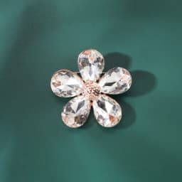 Vintage Elegant Women Classic Pendant Lotus Crystal Brooches Badges Exquisite Lady Shiny Plant Rhinestone Party Pins Jewelry