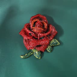 Vintage Elegant Women Classic Pendant Lotus Crystal Brooches Badges Exquisite Lady Shiny Plant Rhinestone Party Pins Jewelry