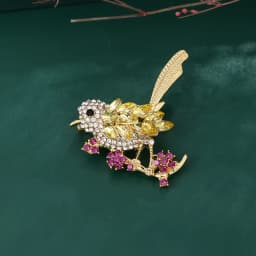 Vintage Elegant Women Classic Pendant Lotus Crystal Brooches Badges Exquisite Lady Shiny Plant Rhinestone Party Pins Jewelry