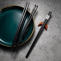 5 Pairs Japanese Chinese chopsticks Sushi Sticks Reusable Alloy Korean Chopsticks Set Healthy Alloy Tableware Palillos Chinos