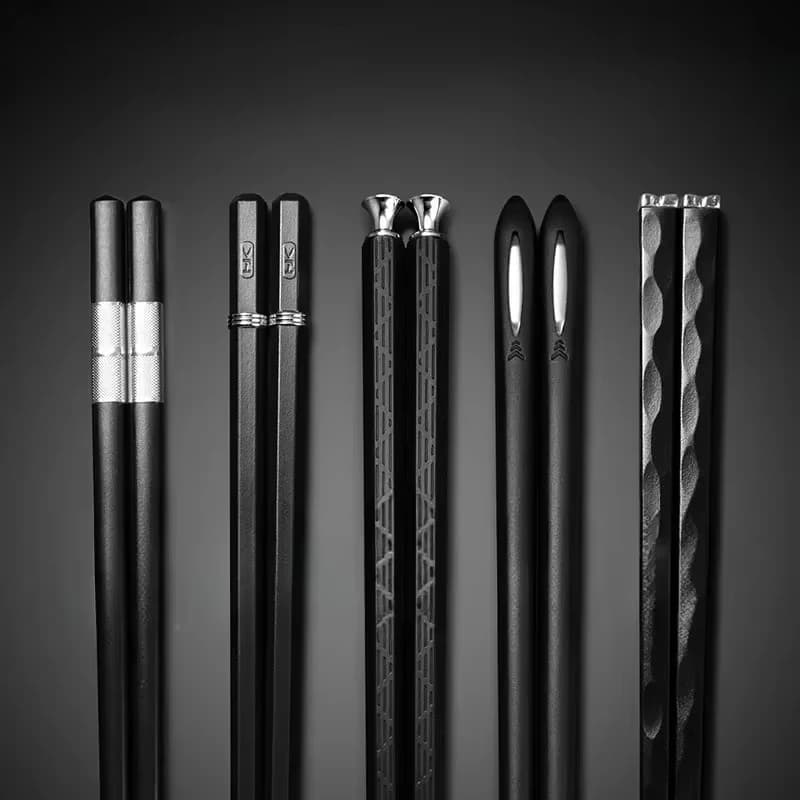 5 Pairs Japanese Chinese chopsticks Sushi Sticks Reusable Alloy Korean Chopsticks Set Healthy Alloy Tableware Palillos Chinos