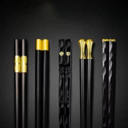 5 Pairs Japanese Chinese chopsticks Sushi Sticks Reusable Alloy Korean Chopsticks Set Healthy Alloy Tableware Palillos Chinos