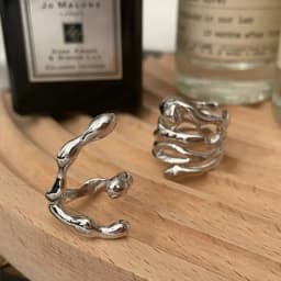 Sweet Silver Color Trend Creative New Love Heart Shaped Gold Ring Light Luxury Metallic Texture Girls Jewelry Couple