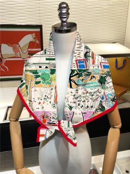 New Design Graffiti Skating Shoes Twill Silk Scarf Shawl Brand Square Scarf Women Hijab Bandana Foulard Neckerchief Head Scarves