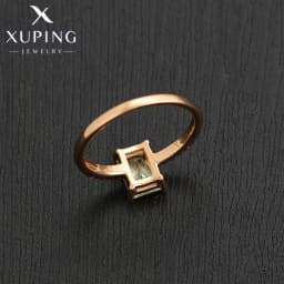 Xuping Jewelry Fashion New Arrival Square Stone Popular Elegant Gold Color Ring for Women A00918384