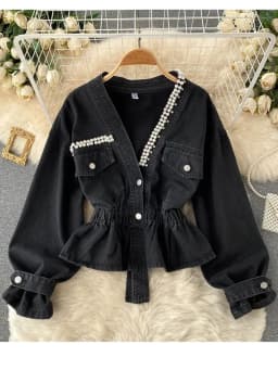 Fall 2026 New Retro Denim Jacket Coat Female Temperament V-neck Single-breasted Beaded Waist Slim Jacket Top KK1333