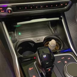 Center Console Wireless Charger Charging Mat for BMW 3 Series G20 G21 G28 2019 2020 4 Series G26 Phone Charger Mount Holder
