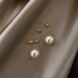 Simple Elegant Small Pearl Pendant Earrings For Woman 2020 New Fashion Jewelry Party Ladies' Unusual Dangle Earrings Accessories