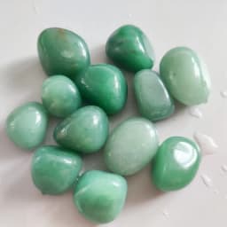 Natural Green Aventurine Quartz Crystal Stone Jade Tumbled Reiki Healing Crystal Stone and Minerals Home Decoration Stone