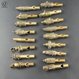 Pure Brass Outdoor Skull Whistle Keyring Hanging Jewelry Copper Training High Pitch Whistles Pendants Gifts Key Chain Ring DIY
