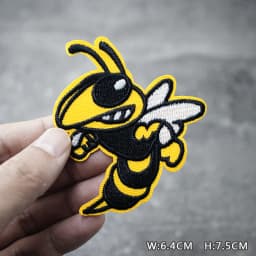 HEART EYE DIY Child Patches Embroidery For T-Shirt Iron On Appliques Clothes Jeans Stickers Badges Parche ROCK MUSIC PUNK