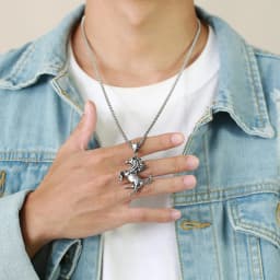 Vnox Men Horse Necklace, Rock Punk Stainless Steel Racehorse Pendant, Statement Male Lucky Collar Jewelry