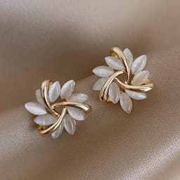 Korean New Colorful Rhinestone Wreath Stud Earrings Sweet Flower Crystal Pearl Brincos Women Party Birthday Jewelry Gift