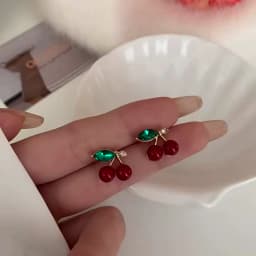 Korean Fashion Fresh Cherry Clip Earrings Lovely Creative Small Red Cherry Earclip Earrings Without Ear Hole for Female Women