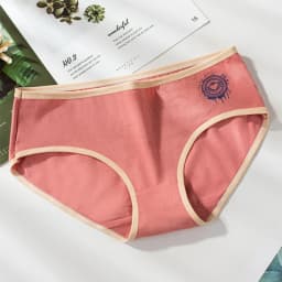 2025 Fashion Women Casual Cotton Panties  Mid-waist Underwear Threaded Brief Solid Color Ladies Underpants Breathable