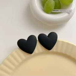 FishSheep Cute Korean Heart Earrings New Trend Boho Acrylic Geometric Love Heart Stud Earrings Fashion Jewelry For Women 2022