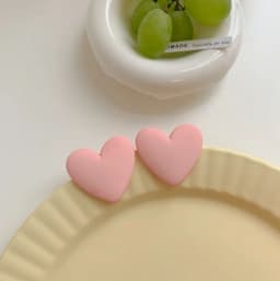 FishSheep Cute Korean Heart Earrings New Trend Boho Acrylic Geometric Love Heart Stud Earrings Fashion Jewelry For Women 2022