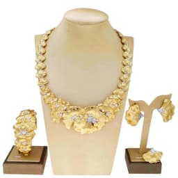 Gold Plated Woman Jewelry Set Luxurious Flower Necklace Earrings Elegant Woman Dinner and Wedding Bijoux SYHOL