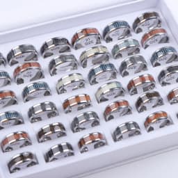 20Pcs/Lot Vintage Wood Grain Inlaid Pattern 8mm Stainless Steel Rings for Men Women Wedding Engagement Jewelry Mix Styles