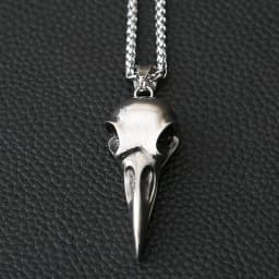 Gothic Crow Skull Necklace For Men Stainless Steel Viking Odin Necklace Pendant Crow Skull Fashion Old Gothic Accessories Men