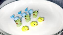 3d Glass Cartoon Cute Little Yellow Duck Frog Bracelet Bead Keychain Pendant Accessories