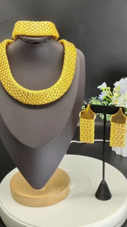 Trendy African Jewelry Set for Women Chunky Necklace Earrings Bracelet Dubai 18K Gold Plated Fashion Jewellery for Party Wedding