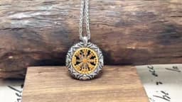Retro Men Norse Rune Bead Compass Necklace Gold Color Hollow Out Sun Pendant Stainless Steel Vegvisir Amulet Male Viking Jewelry